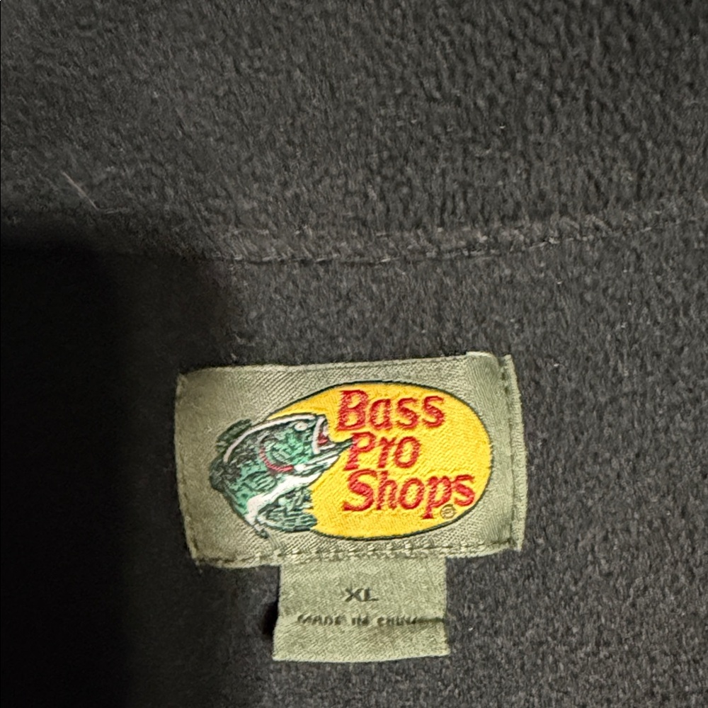 Bass Pro Shops Dark Performance Jacket - Picture 2 of 4
